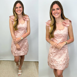 Cue The Chic Dress