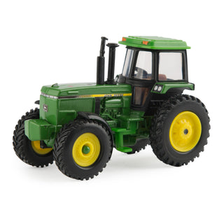 John Deere Vintage Tractor