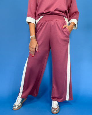 Cozy Moments Mauve Contrast Pants Lounge Set