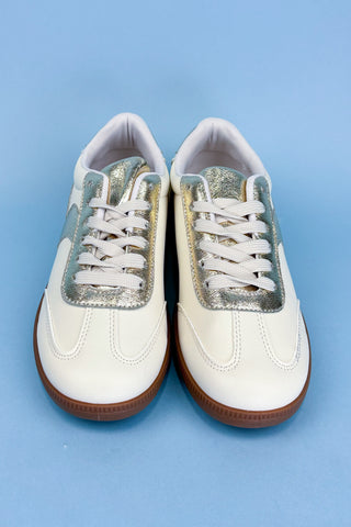 The Cass Sneaker