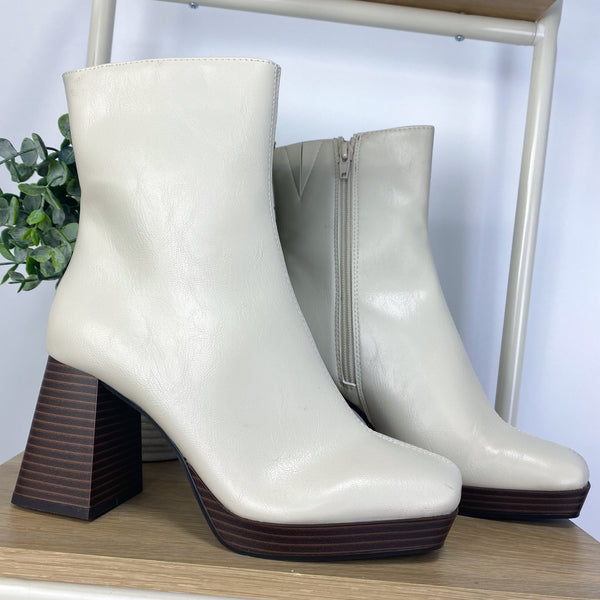The Cienna Boot