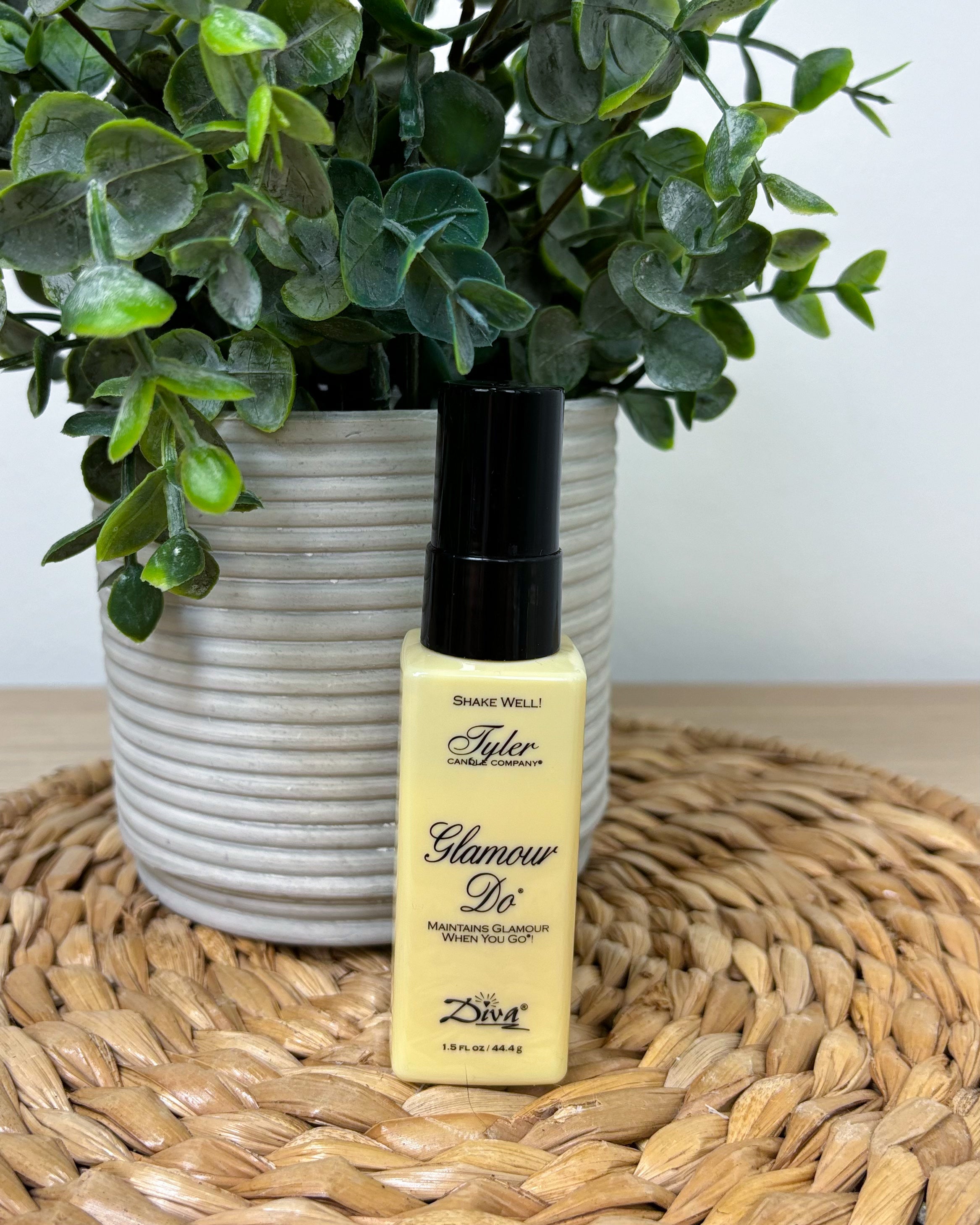 thumbnail image 2 of Tyler Candle Company Glamour Do Diva – 1.2oz / 35.4g – Highly Fragranced Liquid 2 of 5