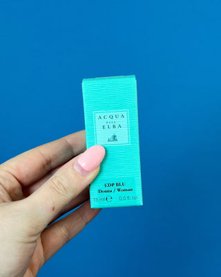 Acqua dell'Elba Blu Women's Eau de Parfum 0.5 fl oz travel-size perfume made in Italy with fresh floral and woody Mediterranean-inspired notes.