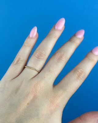 enewton Classic Gold 1.5mm Bead Ring available in sizes 6, 7, and 8. 