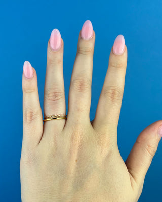 enewton Classic Gold Twisted Thin Band Ring available in sizes 6, 7, and 8. 