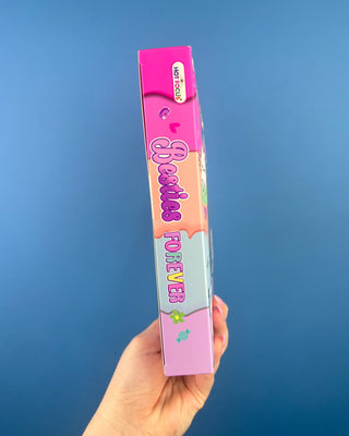 Hot Focus Besties Forever Play Set Including Notepads, Pens, Friendship Bracelets, as well as lip balms. 