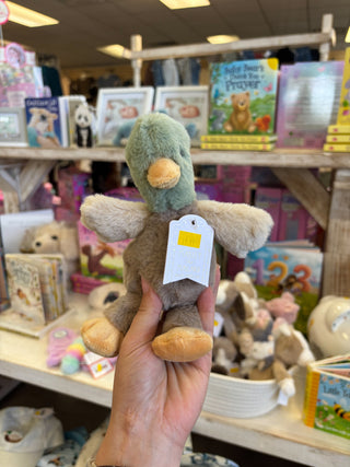 Farm Plush Rattle Delight your little one with the adorable Farm Plush Rattle by Mud Pie!