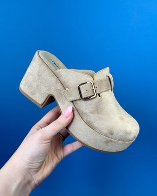 Shop the Nude Suede Closed Toe Platform Heel featuring soft faux suede, a platform sole, adjustable buckle, and a comfortable block heel for effortless everyday style.
