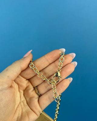 Shop the Chunky Gold Heart Necklace featuring a polished gold-tone chain, bold puffed heart pendant, and timeless statement design for every outfit.