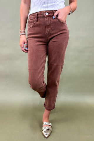 Women’s brown straight-leg jeans with pockets