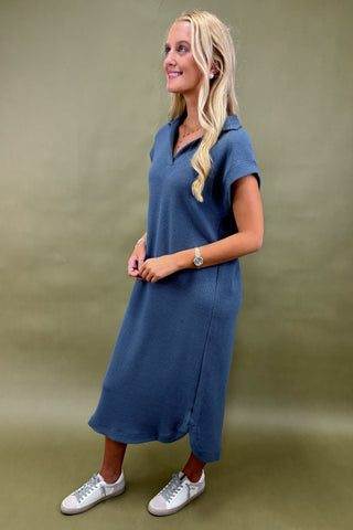 Minimal Muse Textured Midi Dress