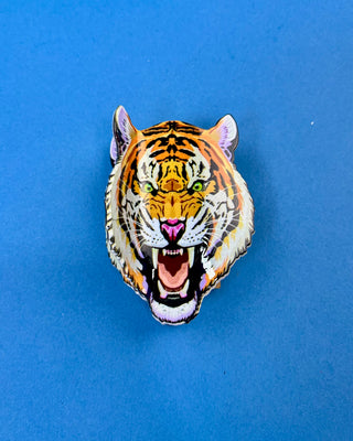 Oversized tiger head claw hair clip featuring a roaring tiger design with durable spring hinge and secure grip for game day hairstyles.