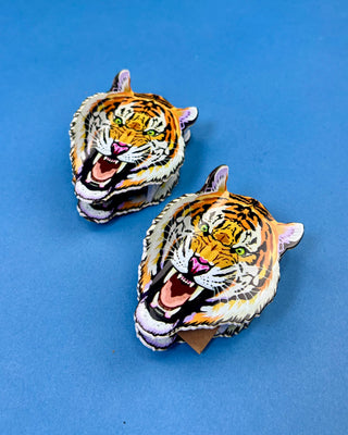 Oversized tiger head claw hair clip featuring a roaring tiger design with durable spring hinge and secure grip for game day hairstyles.
