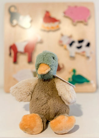 Farm Plush Rattle Delight your little one with the adorable Farm Plush Rattle by Mud Pie!