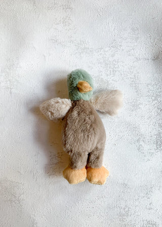 Farm Plush Rattle Delight your little one with the adorable Farm Plush Rattle by Mud Pie!