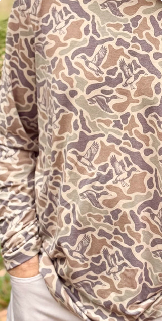 Happy Threads Men's Duck Camo Lightweight Hoodie