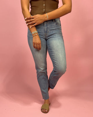 The Colleen MR Light Wash Skinny Jean - All About You