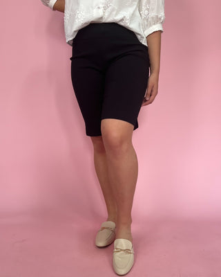 The Farah Bermuda Pull - On Shorts - All About You
